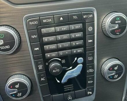 Чорний Вольво V70, об'ємом двигуна 2 л та пробігом 254 тис. км за 14500 $, фото 9 на Automoto.ua