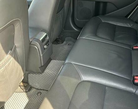 Чорний Вольво V70, об'ємом двигуна 2 л та пробігом 254 тис. км за 14500 $, фото 33 на Automoto.ua