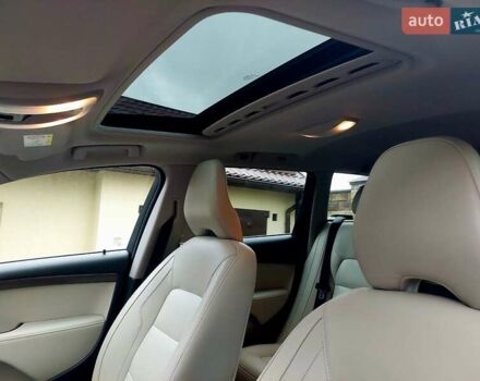 Черный Вольво В70, объемом двигателя 2 л и пробегом 240 тыс. км за 13777 $, фото 62 на Automoto.ua