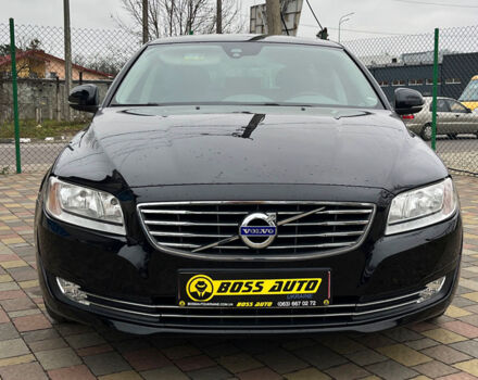 Чорний Вольво V70, об'ємом двигуна 2 л та пробігом 255 тис. км за 13500 $, фото 1 на Automoto.ua