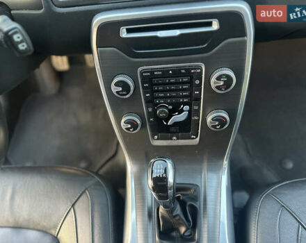 Вольво В70 2016 в Ивано-Франковске на Automoto.ua Черный Вольво В70, объемом двигателя 2 л и пробегом 241 тыс. км за 12000 $, фото 30 на Automoto.ua