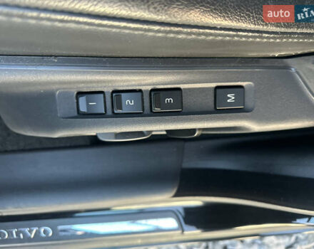 Вольво В70 2016 в Ивано-Франковске на Automoto.ua Черный Вольво В70, объемом двигателя 2 л и пробегом 241 тыс. км за 12000 $, фото 18 на Automoto.ua