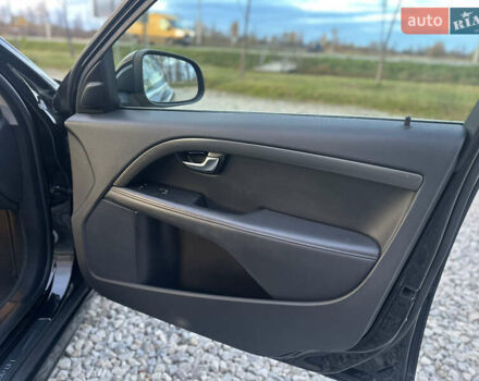 Вольво В70 2016 в Ивано-Франковске на Automoto.ua Черный Вольво В70, объемом двигателя 2 л и пробегом 241 тыс. км за 12000 $, фото 26 на Automoto.ua