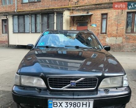 Черный Вольво В70, объемом двигателя 2.46 л и пробегом 420 тыс. км за 2700 $, фото 1 на Automoto.ua