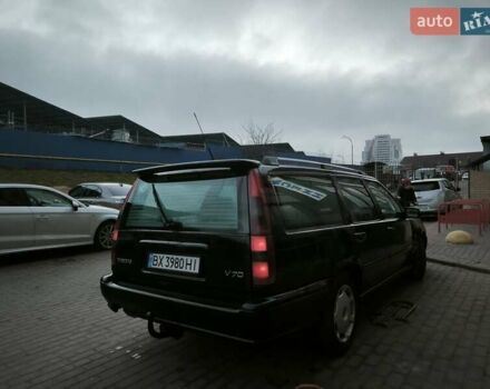 Чорний Вольво V70, об'ємом двигуна 2.46 л та пробігом 418 тис. км за 3100 $, фото 1 на Automoto.ua
