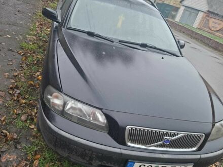 Черный Вольво В70, объемом двигателя 2.4 л и пробегом 380 тыс. км за 2700 $, фото 1 на Automoto.ua