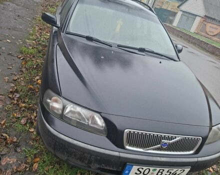 Черный Вольво В70, объемом двигателя 2.4 л и пробегом 380 тыс. км за 2700 $, фото 1 на Automoto.ua