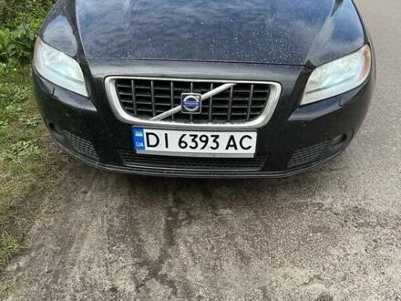 Чорний Вольво V70, об'ємом двигуна 2.4 л та пробігом 317 тис. км за 6499 $, фото 1 на Automoto.ua