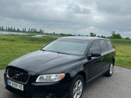 Чорний Вольво V70, об'ємом двигуна 2 л та пробігом 263 тис. км за 8800 $, фото 1 на Automoto.ua