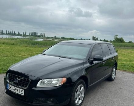 Черный Вольво В70, объемом двигателя 2 л и пробегом 263 тыс. км за 8800 $, фото 1 на Automoto.ua