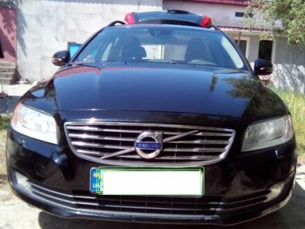 Вольво V70 2013 у Києві на Automoto.ua Чорний Вольво V70, об'ємом двигуна 2 л та пробігом 215 тис. км за 13406 $, фото 1 на Automoto.ua