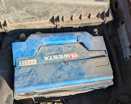 Фиолетовый Вольво В70, объемом двигателя 2.4 л и пробегом 360 тыс. км за 3000 $, фото 24 на Automoto.ua