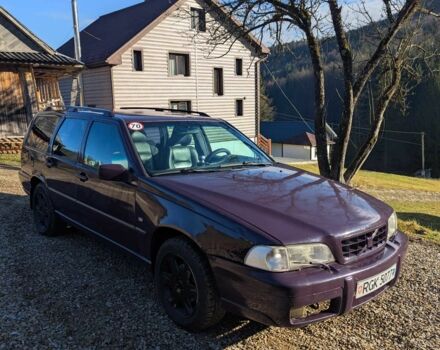 Фиолетовый Вольво В70, объемом двигателя 2.4 л и пробегом 380 тыс. км за 2608 $, фото 7 на Automoto.ua