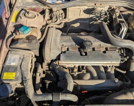 Фиолетовый Вольво В70, объемом двигателя 2.4 л и пробегом 380 тыс. км за 2608 $, фото 19 на Automoto.ua