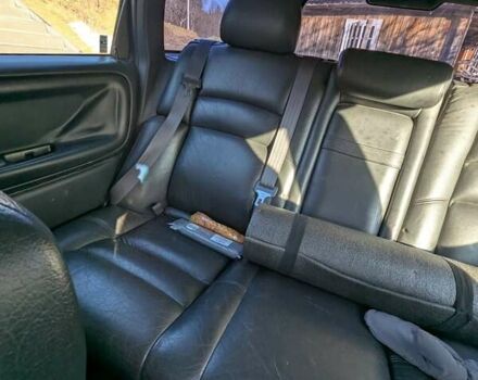 Фиолетовый Вольво В70, объемом двигателя 2.4 л и пробегом 360 тыс. км за 3000 $, фото 12 на Automoto.ua