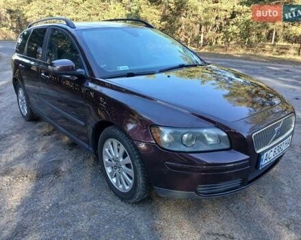 Фиолетовый Вольво В70, объемом двигателя 2 л и пробегом 300 тыс. км за 4999 $, фото 4 на Automoto.ua