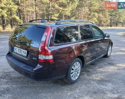 Фиолетовый Вольво В70, объемом двигателя 2 л и пробегом 300 тыс. км за 4999 $, фото 5 на Automoto.ua