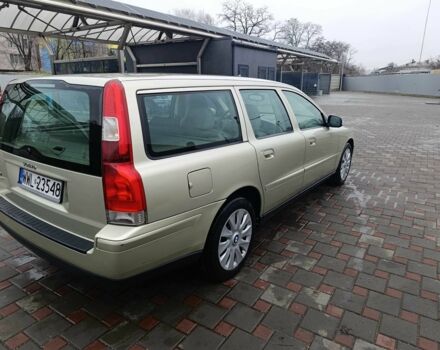 Коричневый Вольво В70, объемом двигателя 2.4 л и пробегом 500 тыс. км за 3100 $, фото 4 на Automoto.ua