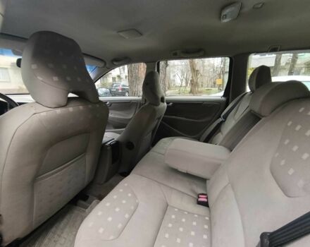 Коричневый Вольво В70, объемом двигателя 2.4 л и пробегом 500 тыс. км за 3100 $, фото 7 на Automoto.ua