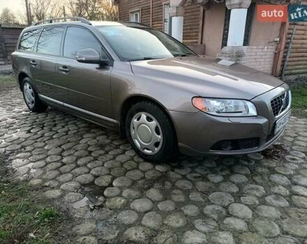 Коричневий Вольво V70, об'ємом двигуна 2 л та пробігом 297 тис. км за 6900 $, фото 3 на Automoto.ua
