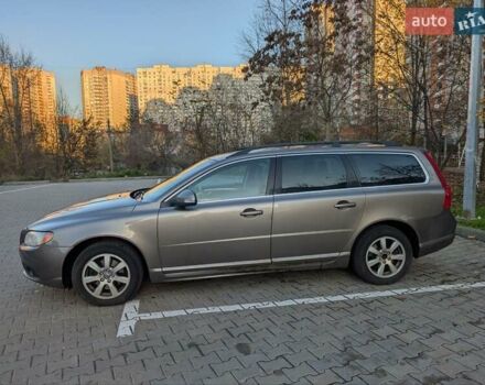 Коричневий Вольво V70, об'ємом двигуна 1.56 л та пробігом 279 тис. км за 8800 $, фото 4 на Automoto.ua