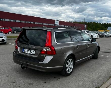 Коричневый Вольво В70, объемом двигателя 1.6 л и пробегом 273 тыс. км за 5200 $, фото 3 на Automoto.ua