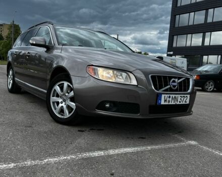 Коричневый Вольво В70, объемом двигателя 1.6 л и пробегом 273 тыс. км за 5200 $, фото 1 на Automoto.ua