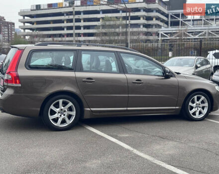 Коричневый Вольво В70, объемом двигателя 2.4 л и пробегом 203 тыс. км за 17500 $, фото 6 на Automoto.ua