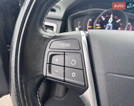 Коричневый Вольво В70, объемом двигателя 2.4 л и пробегом 203 тыс. км за 17500 $, фото 39 на Automoto.ua