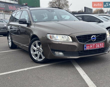 Коричневый Вольво В70, объемом двигателя 2.4 л и пробегом 203 тыс. км за 17500 $, фото 9 на Automoto.ua