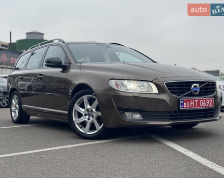 Коричневый Вольво В70, объемом двигателя 2.4 л и пробегом 203 тыс. км за 17500 $, фото 10 на Automoto.ua