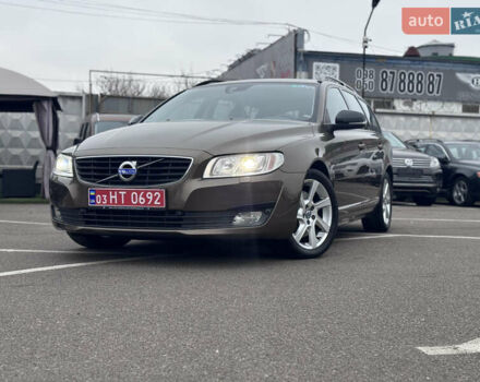 Коричневый Вольво В70, объемом двигателя 2.4 л и пробегом 203 тыс. км за 17500 $, фото 8 на Automoto.ua