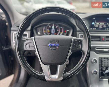 Коричневый Вольво В70, объемом двигателя 2.4 л и пробегом 203 тыс. км за 17500 $, фото 37 на Automoto.ua