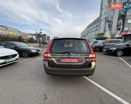 Коричневий Вольво V70, об'ємом двигуна 2 л та пробігом 215 тис. км за 16400 $, фото 57 на Automoto.ua
