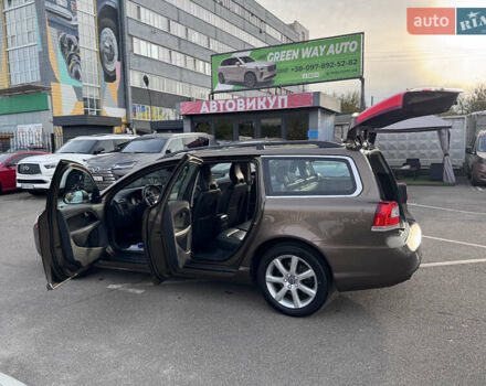 Коричневий Вольво V70, об'ємом двигуна 2 л та пробігом 215 тис. км за 16400 $, фото 17 на Automoto.ua