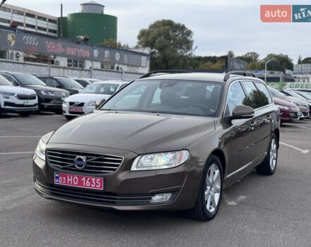 Коричневий Вольво V70, об'ємом двигуна 2 л та пробігом 215 тис. км за 16400 $, фото 7 на Automoto.ua