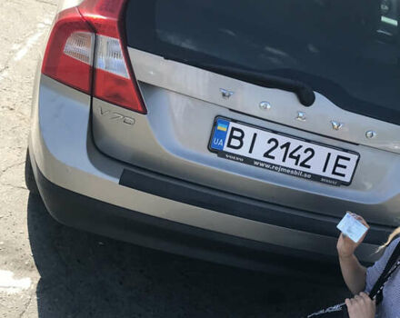 Коричневий Вольво V70, об'ємом двигуна 2 л та пробігом 344 тис. км за 6300 $, фото 1 на Automoto.ua