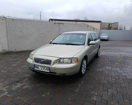 Коричневый Вольво В70, объемом двигателя 2.4 л и пробегом 500 тыс. км за 3100 $, фото 1 на Automoto.ua