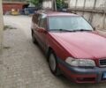 Червоний Вольво V70, об'ємом двигуна 2.4 л та пробігом 373 тис. км за 3800 $, фото 2 на Automoto.ua
