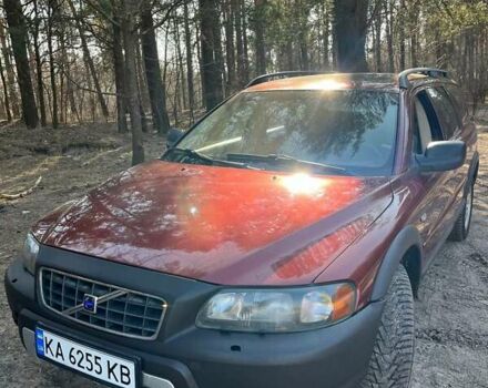 Красный Вольво В70, объемом двигателя 2.43 л и пробегом 298 тыс. км за 4750 $, фото 1 на Automoto.ua