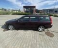Красный Вольво В70, объемом двигателя 2.4 л и пробегом 300 тыс. км за 3700 $, фото 6 на Automoto.ua