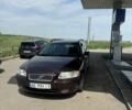 Червоний Вольво V70, об'ємом двигуна 2.4 л та пробігом 290 тис. км за 4400 $, фото 1 на Automoto.ua