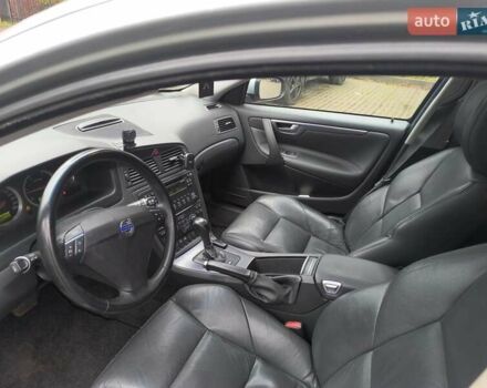 Вольво V70, об'ємом двигуна 2.4 л та пробігом 234 тис. км за 4360 $, фото 9 на Automoto.ua