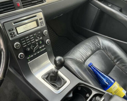 Вольво V70, об'ємом двигуна 2 л та пробігом 270 тис. км за 7000 $, фото 11 на Automoto.ua