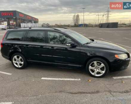 Вольво V70, об'ємом двигуна 2 л та пробігом 270 тис. км за 7000 $, фото 2 на Automoto.ua
