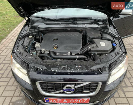 Вольво В70, объемом двигателя 1.6 л и пробегом 290 тыс. км за 12500 $, фото 27 на Automoto.ua