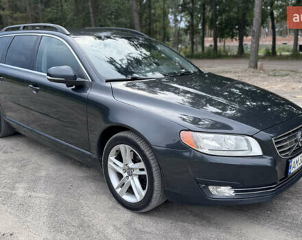 Вольво В70, объемом двигателя 2 л и пробегом 243 тыс. км за 11100 $, фото 2 на Automoto.ua