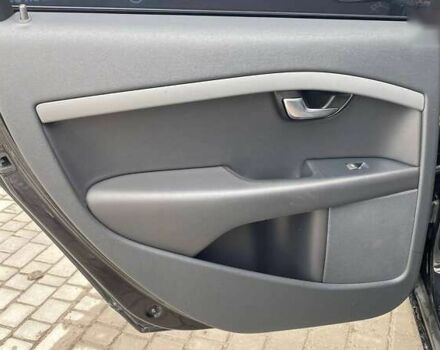 Вольво В70, объемом двигателя 1.6 л и пробегом 310 тыс. км за 9100 $, фото 28 на Automoto.ua