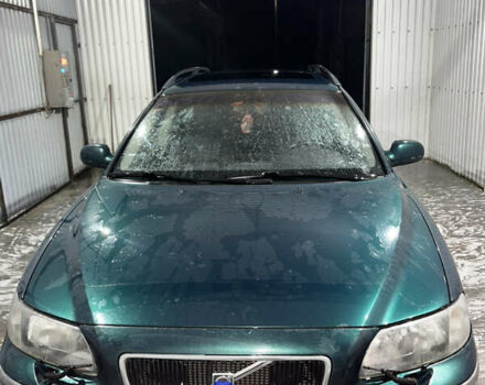 Вольво V70, об'ємом двигуна 2.4 л та пробігом 300 тис. км за 4000 $, фото 1 на Automoto.ua