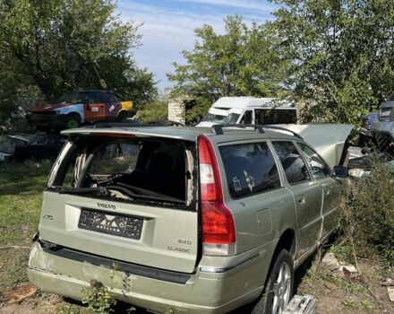 Вольво В70, объемом двигателя 2.4 л и пробегом 130 тыс. км за 1506 $, фото 1 на Automoto.ua